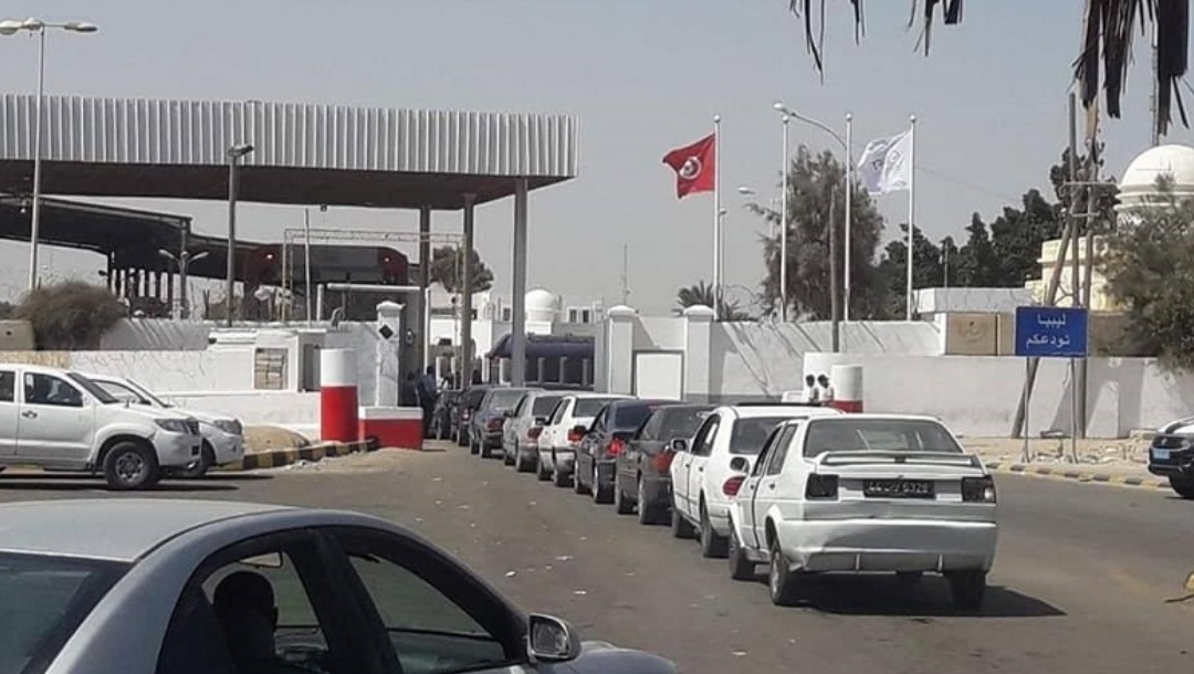 (بداية من اليوم): معبر رأس الجدير يفتح أبوابه أمام التونسيين العالقين في ليبيا…
