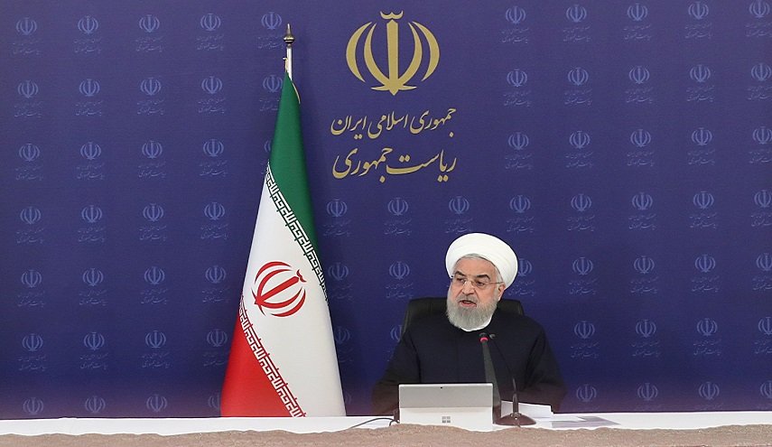 حسن روحاني يعلن تقلص انتشار وباء كورونا في إيران