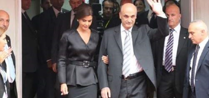سمير جعجع يدعو لافتعال “أخبار زائفة” لإخفاء خلافات أعضاء حزبه مع زوجته ستريدا