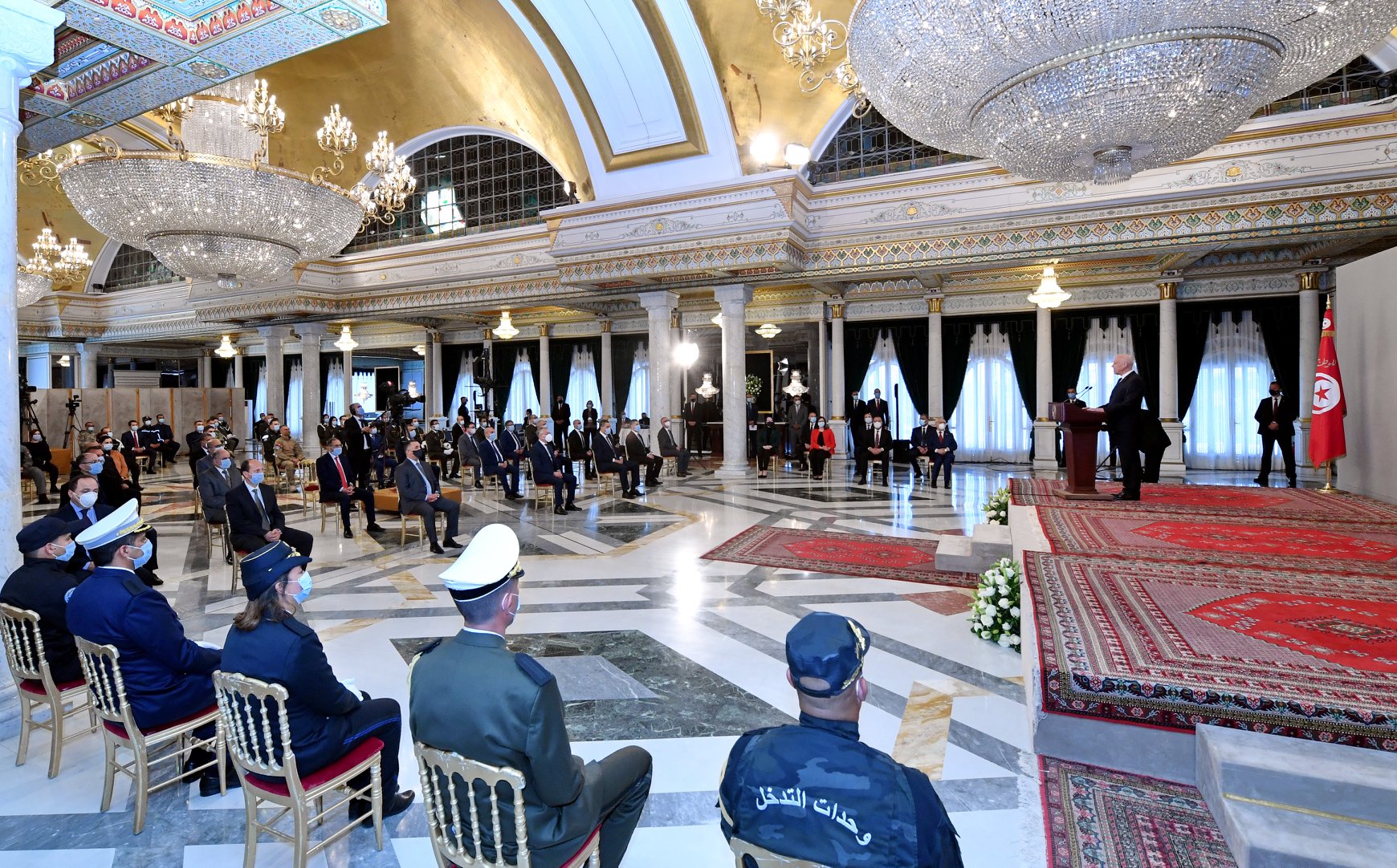 فيديو: إشراف رئيس الجمهورية  على موكب الاحتفال بالذكرى 65 لعيد قوات الأمن الداخلي