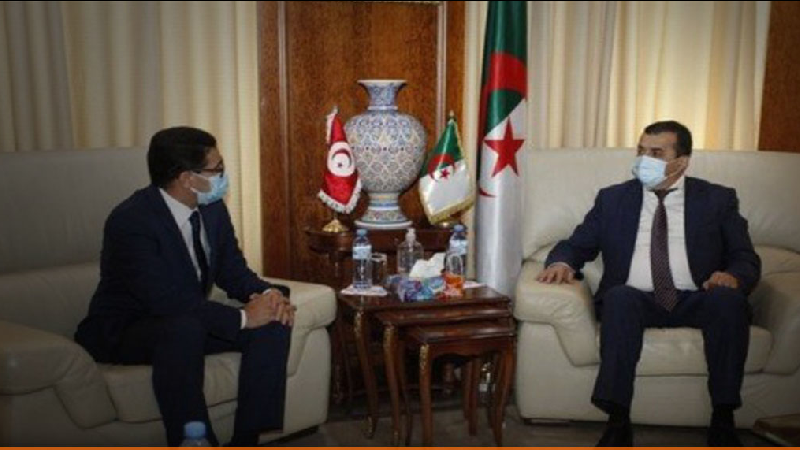 مباحثات بين وزير الطاقة والمناجم الجزائري  والسفير التونسي