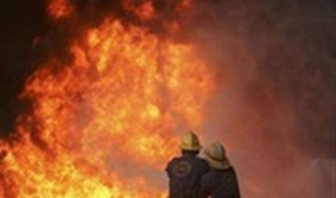 السيطرة على حريق اندلع بالمستودع البلدي القديم بمكثر من ولاية سليانة