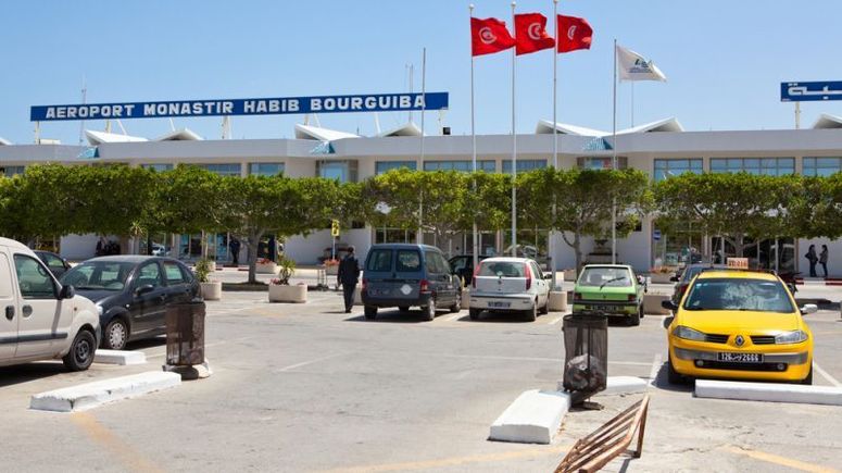 مطار تونس قرطاج: ضبط أجنبي بحوزته كمّية هامة من المعدن الأصفر والأحجار الكريمة