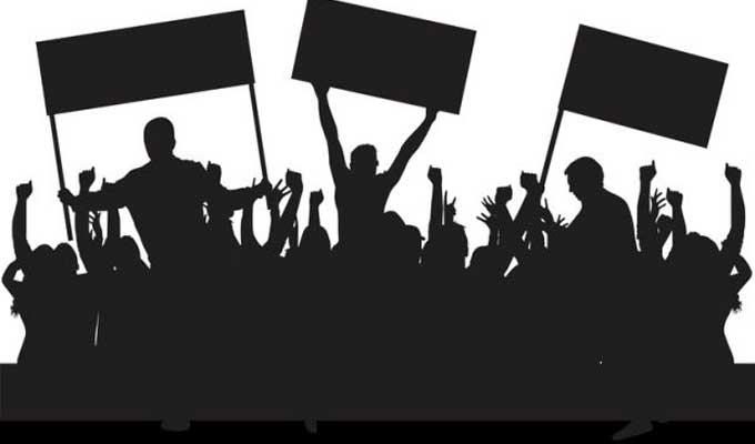 وقفة احتجاجية أمام ولاية تونس لعشرات المعلمين الوقتيين المقاطعين للتدريس للمطالبة بوقف “التشغيل الهش”
