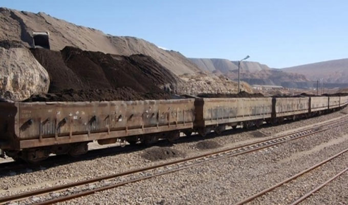 الشركة الوطنية للسكك الحديدية التونسية تستأنف نشاط نقل الفسفاط بعد توقف قارب الشهر