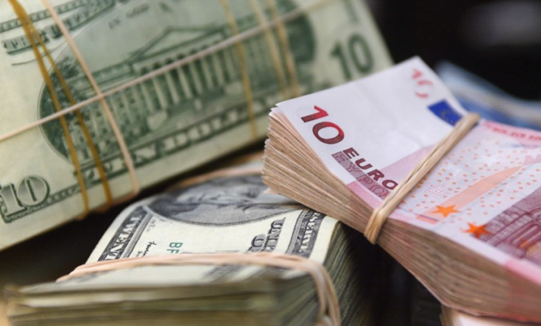احتياطي العملة الأجنبية ينخفض إلى 98 يومًا من الاستيراد