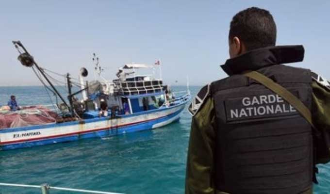 الحرس الوطني: إنقاذ أكثر من مائة مهاجر أجنبي من الغرق وإحباط عمليات هجرة سرية عبر البحر والبر