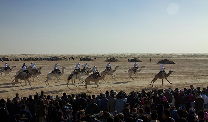 الدورة 54 للمهرجان الدولي للصحراء بدوز: دورة الثبات في الحفاظ على الموروث الثقافي الصحراوي