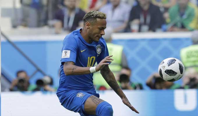 البرازيلي نيمار يطمح للمشاركة مع منتخب بلاده في كاس العالم 2026